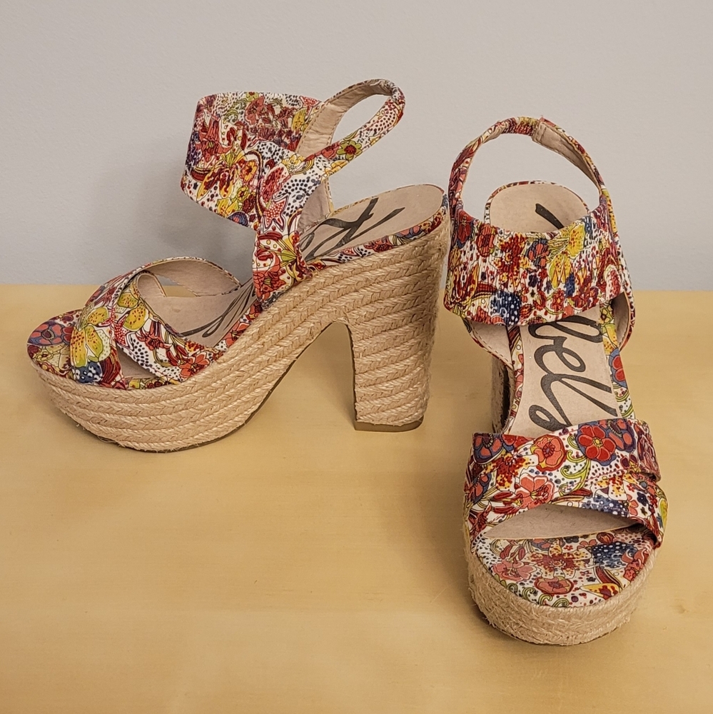 Heels. Size US6